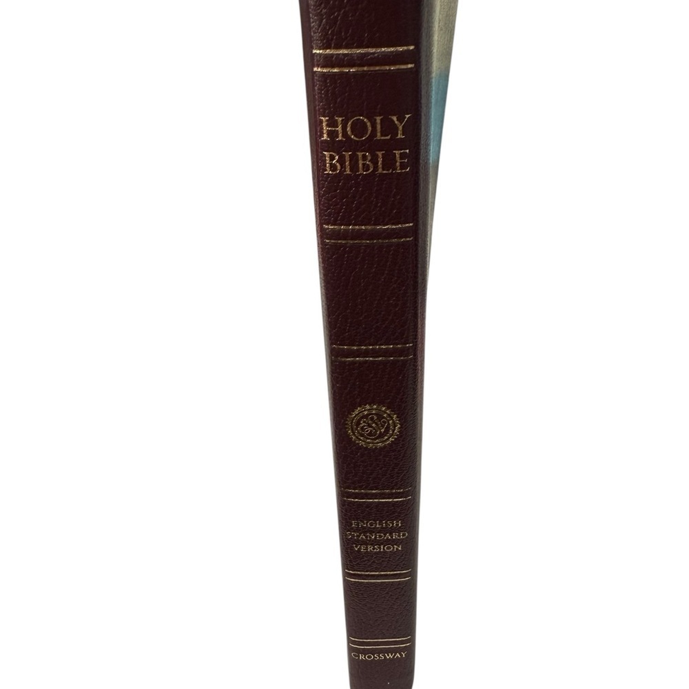 Holy Bible English Standard Version Crossway Thin line 200 Genuine Leather